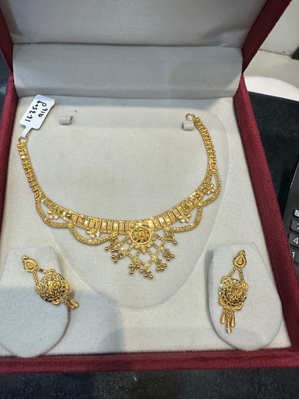 silver necklaces